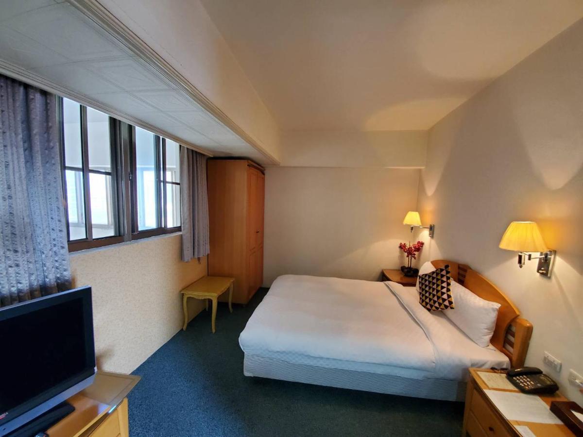 Berkeley Business Hotel Zhongzheng Сіньчжу Екстер'єр фото