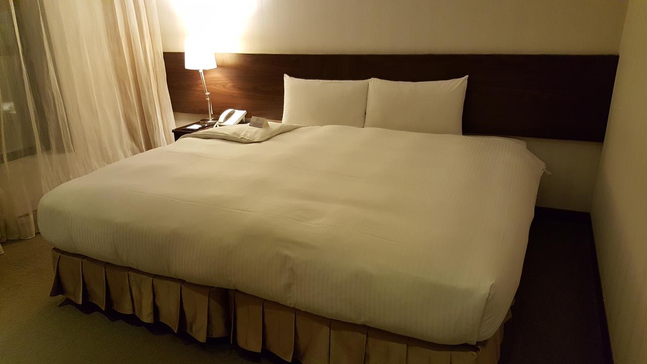 Berkeley Business Hotel Zhongzheng Сіньчжу Екстер'єр фото