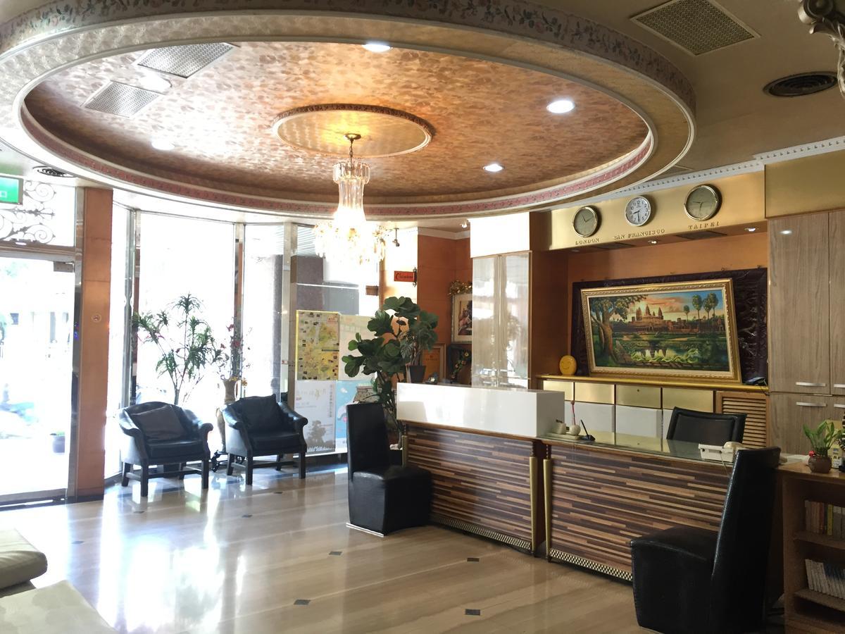 Berkeley Business Hotel Zhongzheng Сіньчжу Екстер'єр фото